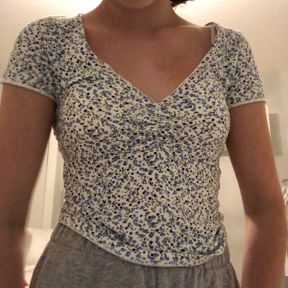 Brandy Melville Gina Top